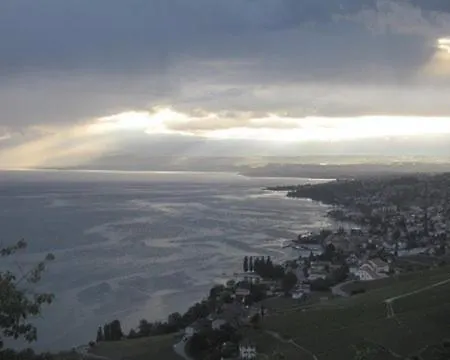 לינה וארוחת בוקר Lavaux