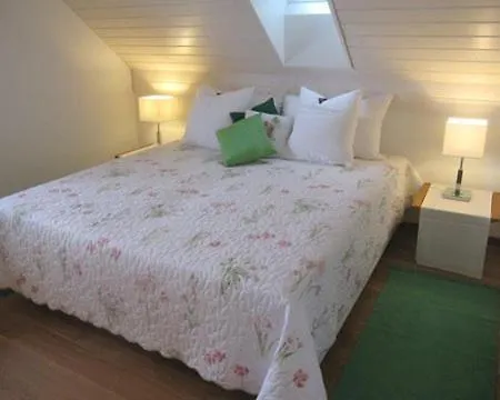 לינה וארוחת בוקר Lavaux Grandvaux